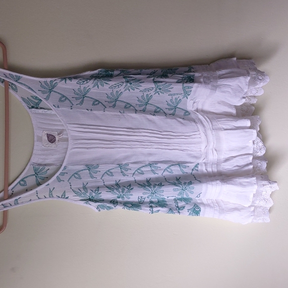 Lilka Tops - Anthropologie Lilka sheer sleeveless top M